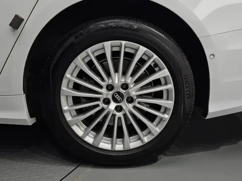 2021 Audi A6 с пробегом 65 201 км