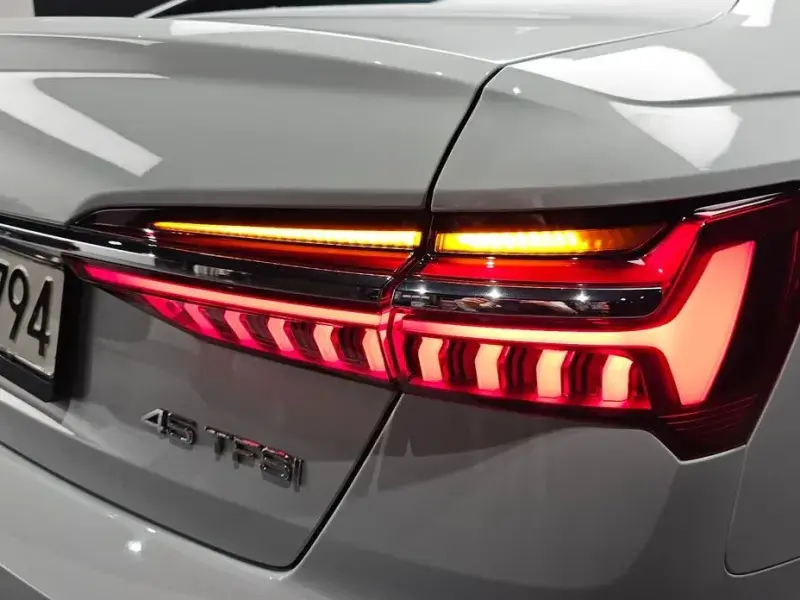 2021 Audi A6 с пробегом 65 201 км