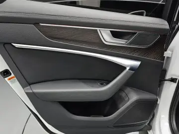 2021 Audi A6 с пробегом 65 201 км