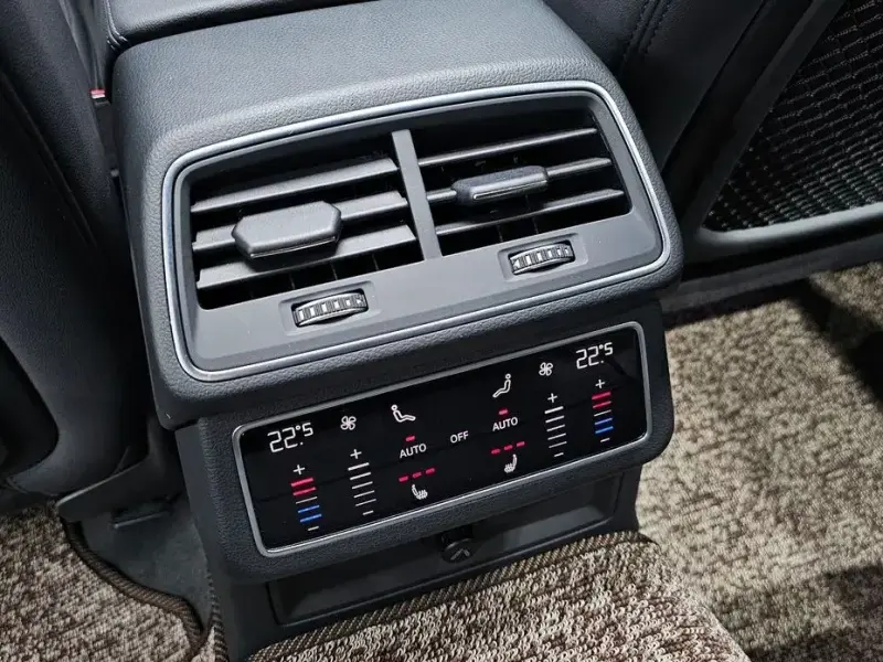 2021 Audi A6 с пробегом 65 201 км