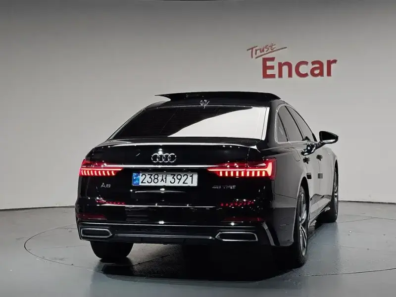 2021 Audi A6 с пробегом 24 576 км