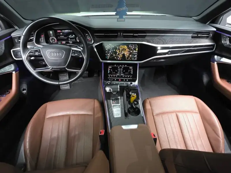 2022 Audi A6 с пробегом 46 080 км