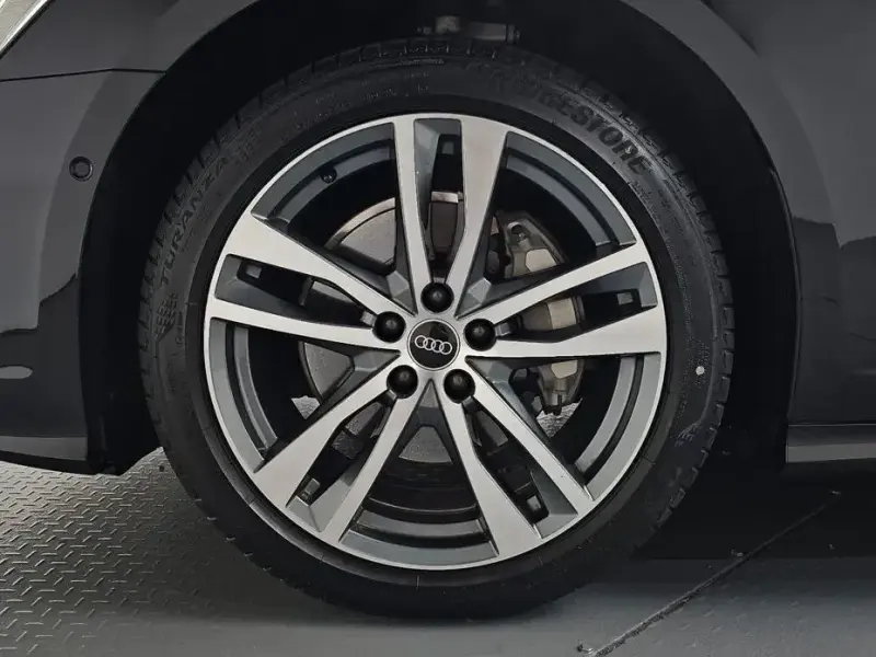 2021 Audi A6 с пробегом 24 576 км