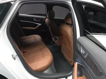 2022 Audi A6 с пробегом 46 080 км
