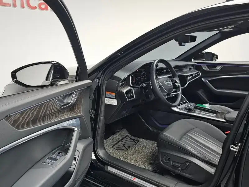 2021 Audi A6 с пробегом 24 576 км