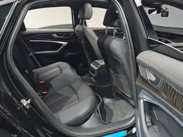 2021 Audi A6 с пробегом 24 576 км