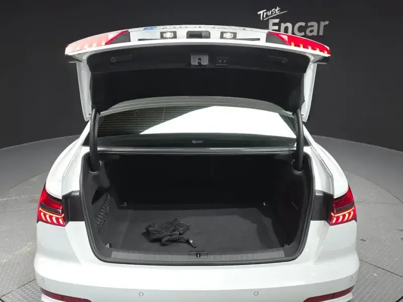 2022 Audi A6 с пробегом 46 080 км