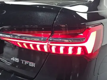 2021 Audi A6 с пробегом 24 576 км