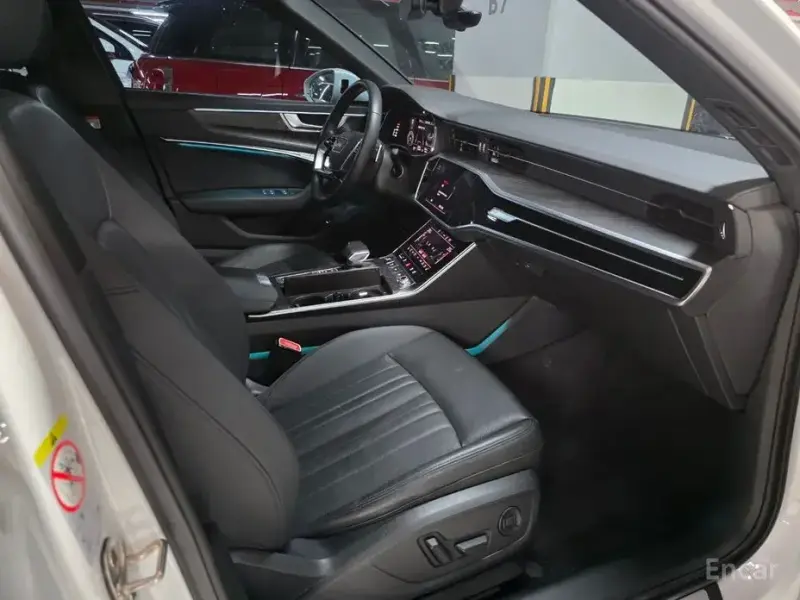 2023 Audi A6 с пробегом 43 381 км