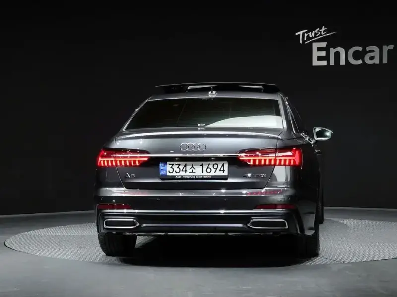 2021 Audi A6 с пробегом 15 075 км