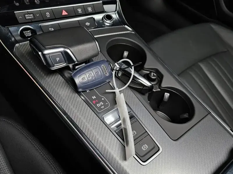 2021 Audi A6 с пробегом 15 075 км