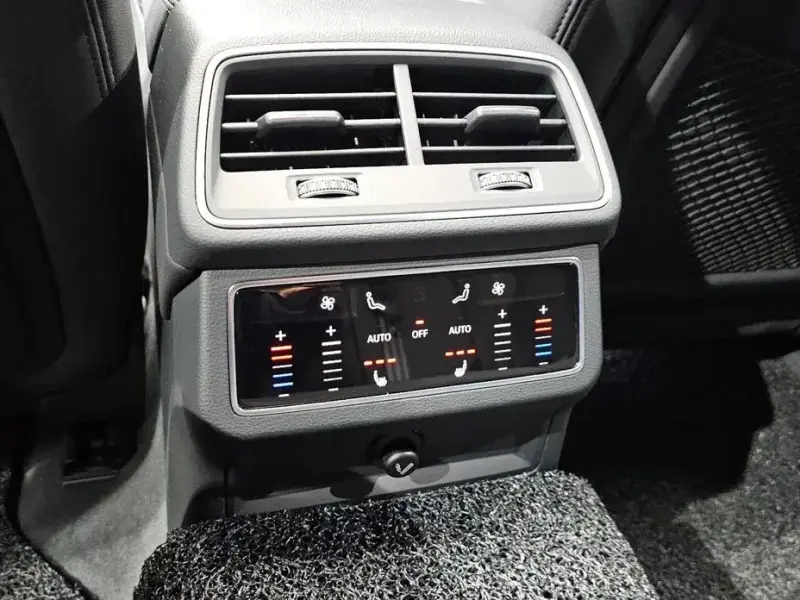 2021 Audi A6 с пробегом 15 075 км