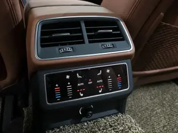 2020 Audi A6 с пробегом 84 558 км