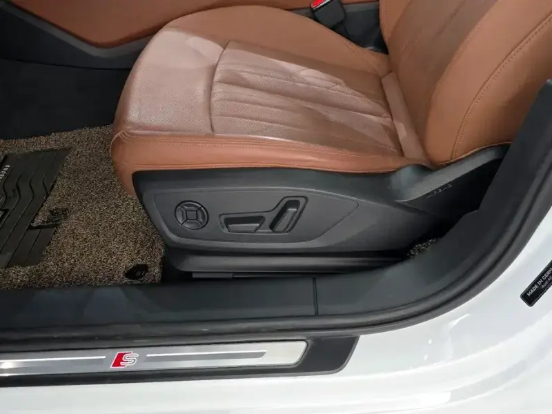 2020 Audi A6 с пробегом 84 558 км