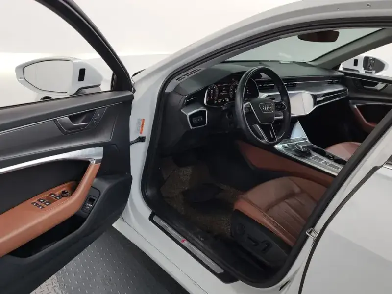 2021 Audi A6 с пробегом 51 432 км