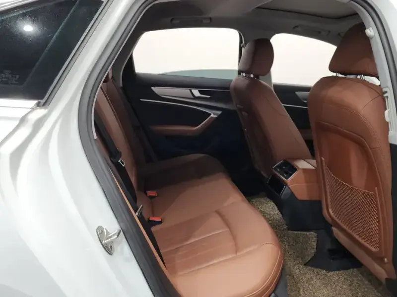 2021 Audi A6 с пробегом 51 432 км
