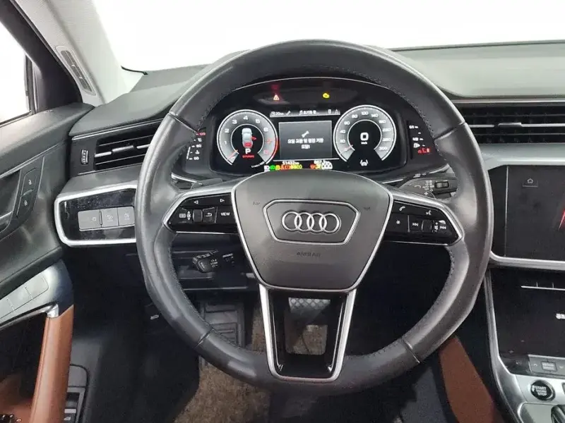 2021 Audi A6 с пробегом 51 432 км