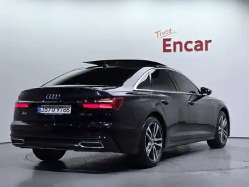 2022 Audi A6 с пробегом 10 180 км