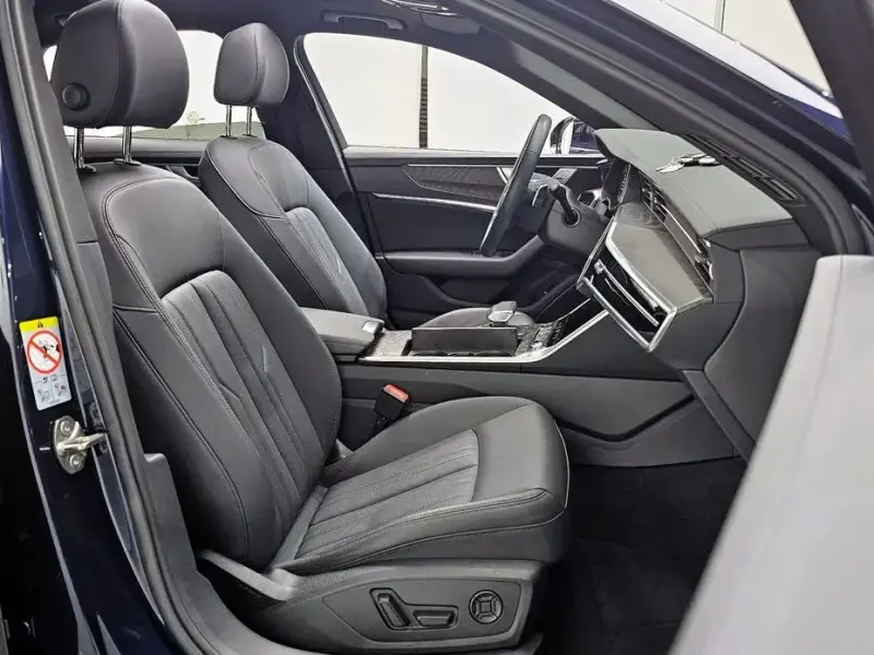 2022 Audi A6 с пробегом 10 180 км