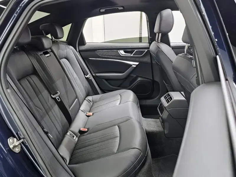 2022 Audi A6 с пробегом 10 180 км