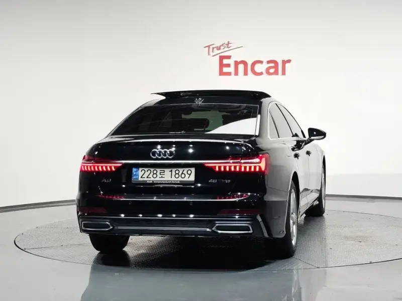 2021 Audi A6 с пробегом 20 987 км