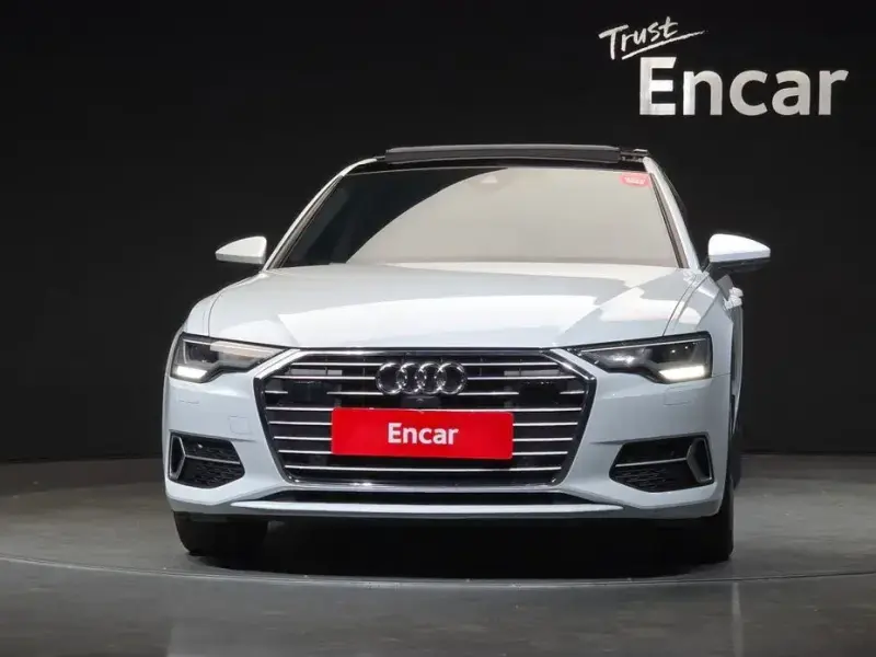 2022 Audi A6 с пробегом 40 923 км