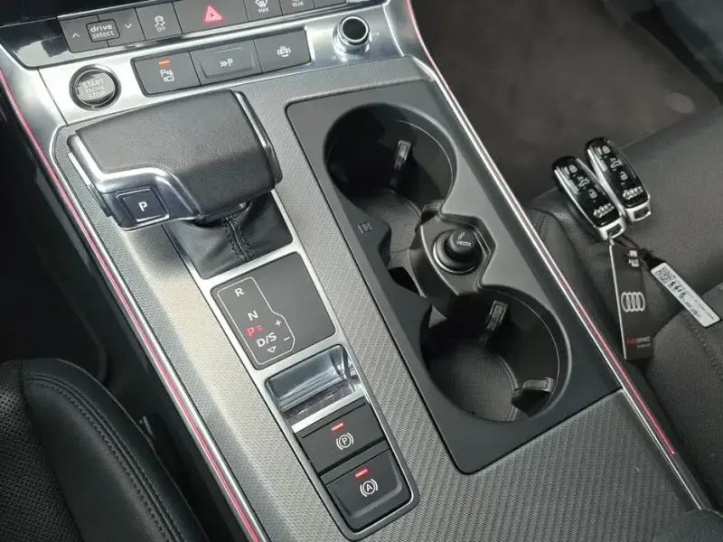 2022 Audi A6 с пробегом 40 923 км