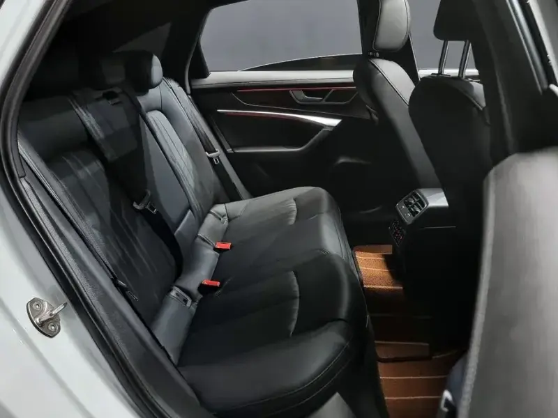 2022 Audi A6 с пробегом 30 346 км
