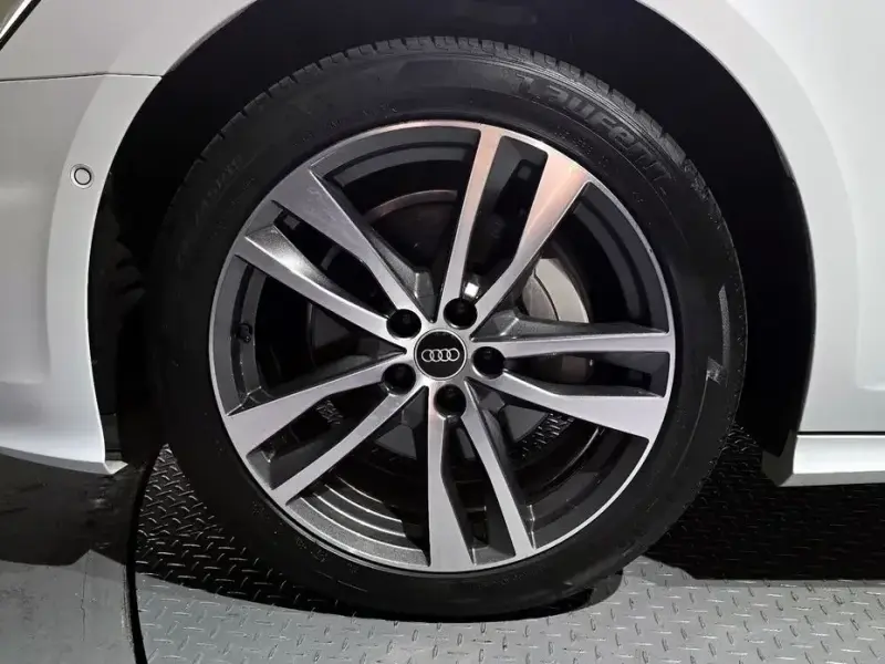 2022 Audi A6 с пробегом 63 352 км