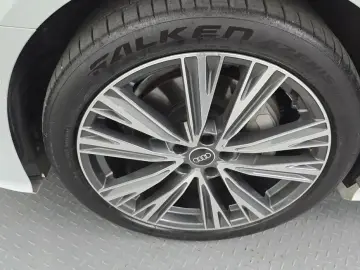 2022 Audi A6 с пробегом 63 301 км