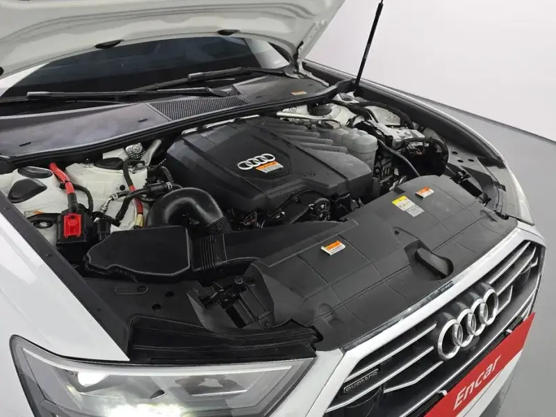 2022 Audi A6 с пробегом 63 301 км