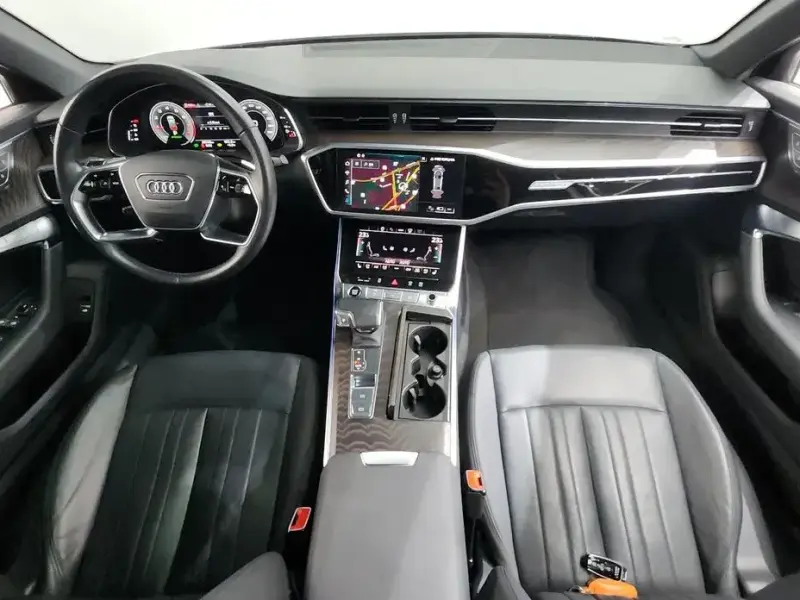 2022 Audi A6 с пробегом 86 745 км