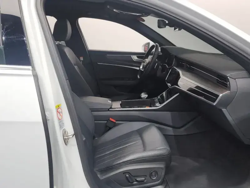 2022 Audi A6 с пробегом 86 745 км