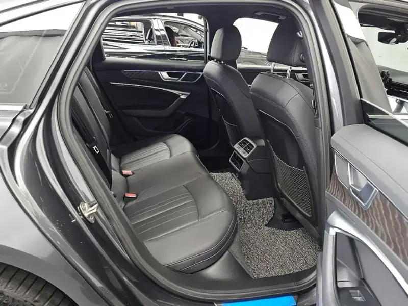 2021 Audi A6 с пробегом 38 581 км