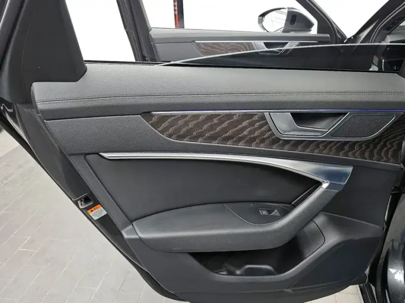 2021 Audi A6 с пробегом 38 581 км