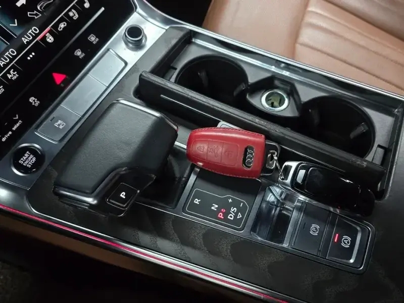 2021 Audi A6 с пробегом 124 300 км