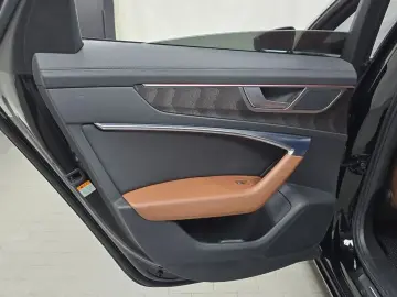 2021 Audi A6 с пробегом 124 300 км