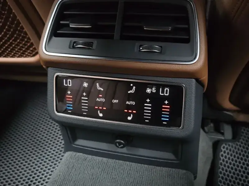 2021 Audi A6 с пробегом 124 300 км