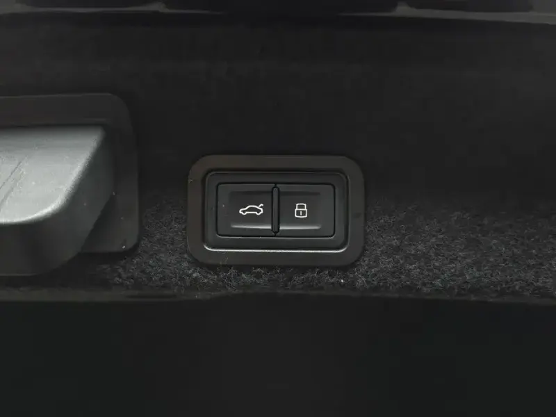 2021 Audi A6 с пробегом 124 300 км