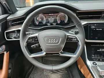 2023 Audi A6 с пробегом 27 092 км