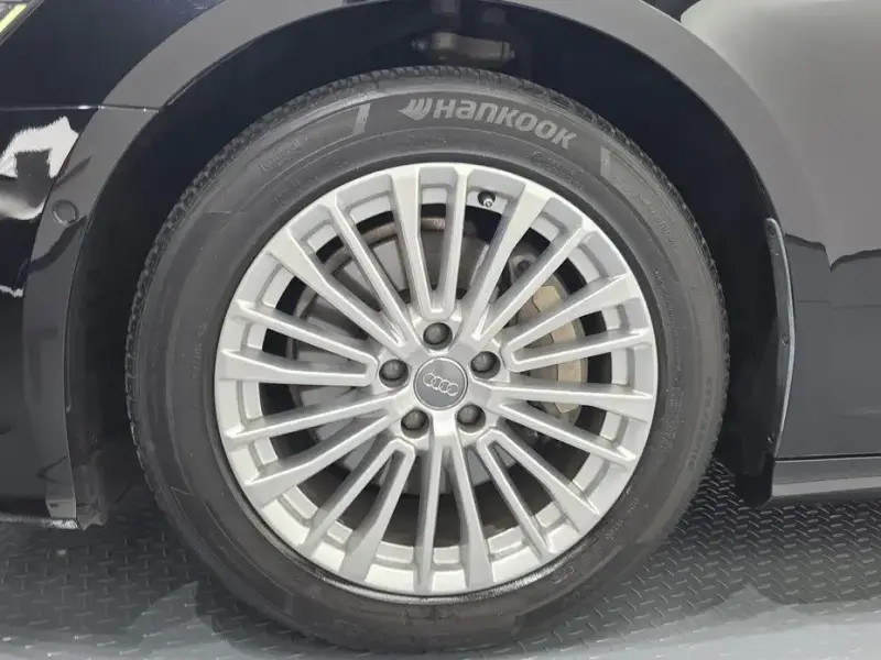 2019 Audi A6 с пробегом 106 095 км