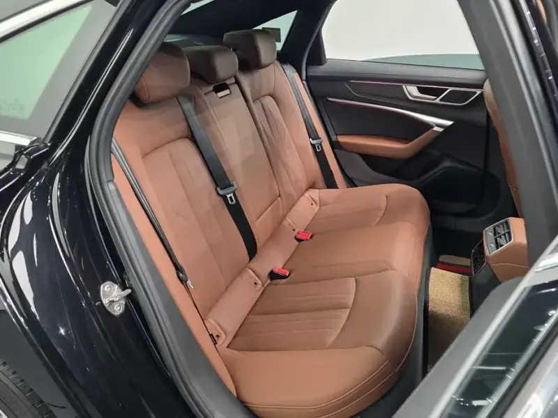 2019 Audi A6 с пробегом 106 095 км