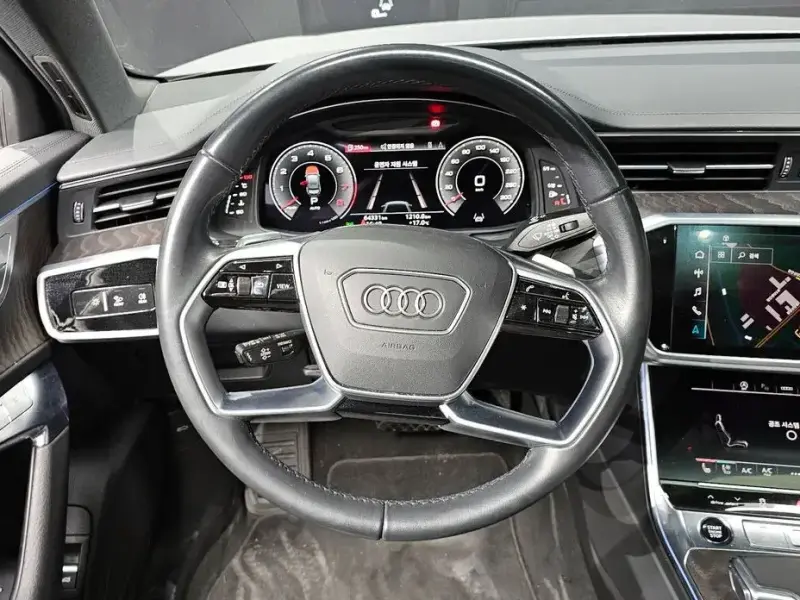 2023 Audi A6 с пробегом 64 331 км