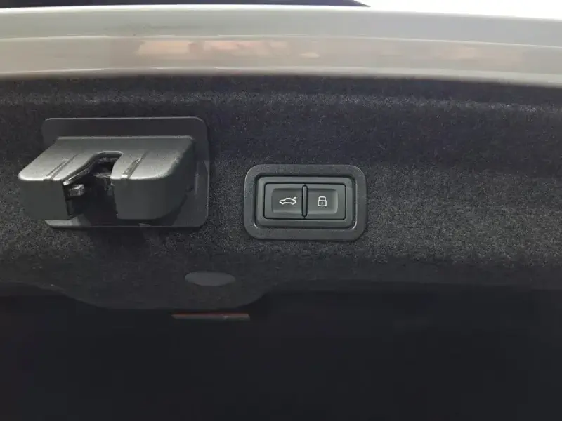 2021 Audi A6 с пробегом 74 831 км
