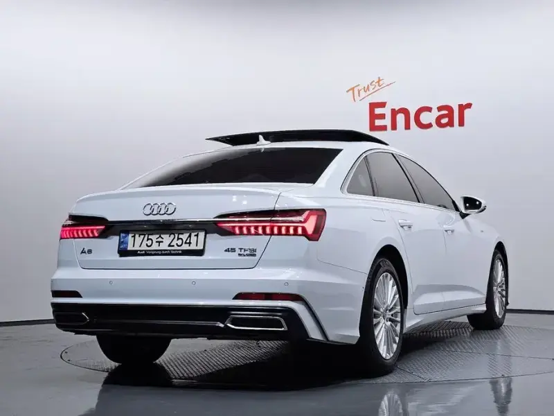 2021 Audi A6 с пробегом 92 824 км
