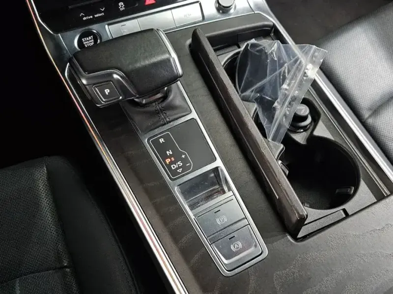 2021 Audi A6 с пробегом 92 824 км