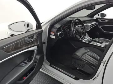 2021 Audi A6 с пробегом 92 824 км