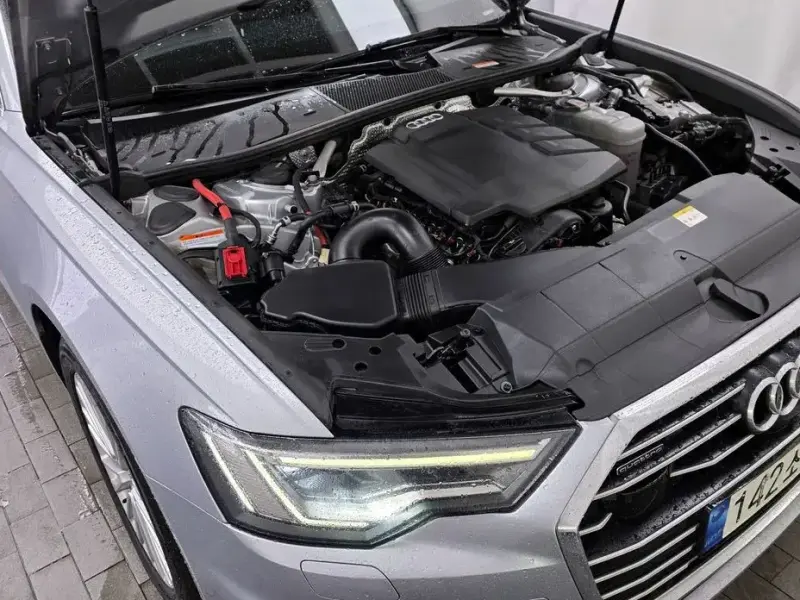 2021 Audi A6 с пробегом 128 363 км