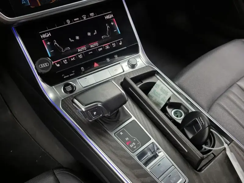 2021 Audi A6 с пробегом 128 363 км