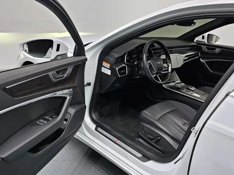 2022 Audi A6 с пробегом 86 177 км